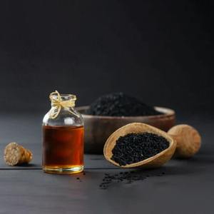 Aceite De Semilla Negra de calidad superior a granel, Exportación al por mayor, prensado en frío para uso nutricional de la piel, el cabello y el bienestar - Product Image 4