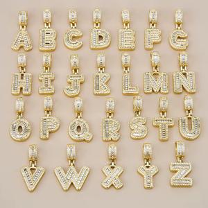 Colgante Inicial de Moissanita de Alta Calidad, Corte Redondo y Económico, 0.80 Quilates, Chapado en Oro, Dije con Letra del Alfabeto para Mayoristas de Joyería - Product Image 5