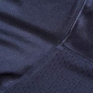 Tradeem Sports, fournisseur d'uniformes de football OEM, prend en charge la production à haute capacité pour les clubs, les distributeurs et les marchés mondiaux, avec des maillots à séchage rapide. - Product Image 3