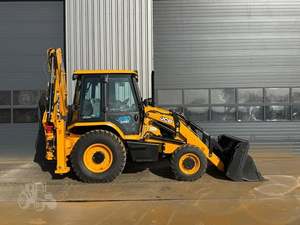 Retroexcavadora JCB 4CX Usada, Modelo 2022, Motor Perkins de 9 Toneladas, Minicargadora con Rodamiento de Motor y Caja de Cambios para Trabajos de Construcción - Product Image 4