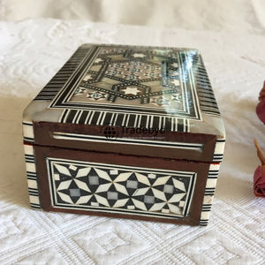 Caja de Recuerdos de Diseño con Incrustaciones de Resina MDF, Patrón Floral Grabado, Elegante, de Primera Calidad, Decoración de Lujo, Regalo para el Día de Acción de Gracias - Product Image 3