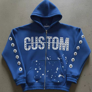 Sudadera con Capucha de Felpa Gruesa de Lujo Personalizada, Diseño con Tachuelas y Logotipo Serigrafiado, Corte Holgado, Unisex - Product Image 3