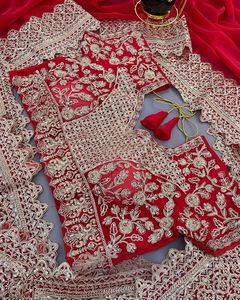 Festival Occasions Spéciales Tenue Traditionnelle Satin Rouge Saree Élégant Exclusif Fête Mariage Diwali Porter Sari Avec Chemisier Fantaisie - Product Image 4