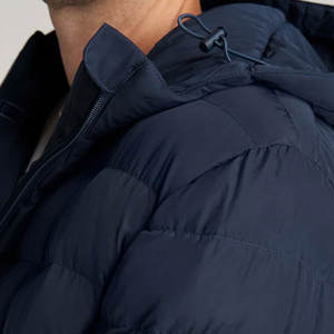 Blouson Bomber d'Hiver OEM pour Homme à Capuche, Col Montant, en Toile Imperméable et Respirante, Rembourré en Polyester, Design Frontal Unique - Product Image 2