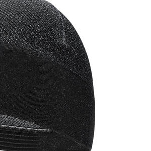 Gorros unisex cálidos y elegantes hechos de acrílico suave, perfectos para ropa de invierno, moda informal o marca promocional - Product Image 2