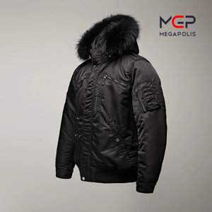 Veste d'hiver chaude et imperméable avec garniture en fourrure naturelle sur le capuche - Product Image 4