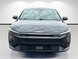 Voiture compacte d'occasion 2025 K4 LXS Berline 2.0L Essence Automatique CVT Traction Avant à vendre - Product Image 3