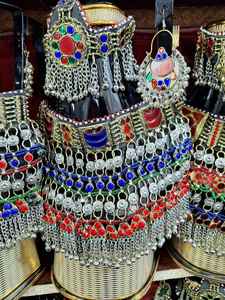 Ensemble de bijoux de collier respirant léger pour les mariages Ensembles de bijoux brodés à col complet artificiel haute performance - Product Image 2