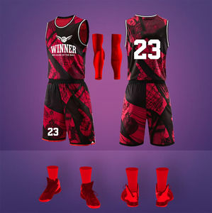 Ensembles de basket-ball légers 100% polyester personnalisables Uniforme à séchage rapide avec logo imprimé et nom du joueur Service OEM - Product Image 1