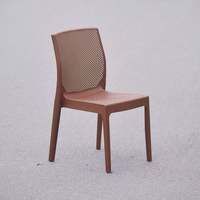 Chaise en plastique moulé de forme carrée moderne - Confortable, durable, empilable, imperméable, chaise de bureau extérieure commerciale fixe