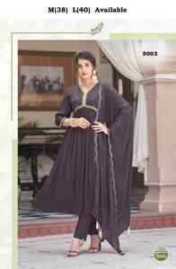 Vestido de Anarkali de trabajo hecho a mano con bordado de Chinon puro de diseñador de Fab Zone - Product Image 3