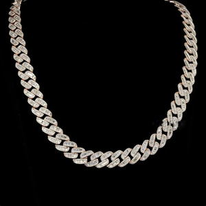 Collier chaîne cubaine en argent 925 plaqué rhodium pour homme avec diamants ronds taille brillant sertis en canal, luxe pour usage quotidien - Product Image 2