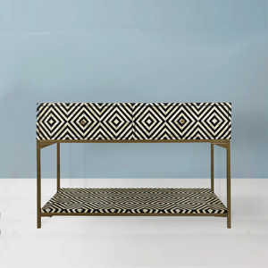 Console en incrustation d'os de qualité supérieure pour un style intérieur haut de gamme, idéale pour les espaces de décoration modernes, luxueux et classiques par Tradebyd - Product Image 2