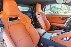 Xe Jaguar F-Type R 75 Coupe Turbo AWD 2024, số tự động, vô lăng bên trái, màu tối, xăng, 8 xi-lanh, số km thấp - Product Image 4