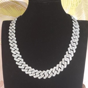 Cadena Cubana de Plata 925 Chapada en Oro con Circonita, Hecha a Mano en India, para Hombres y Mujeres, Regalos para Ocasiones Especiales - Product Image 2