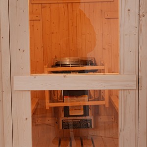 Sauna en bois de pin blanc avec chauffage 6KW, pour 6 personnes, avec toiture imperméable et bancs de véranda - Product Image 5