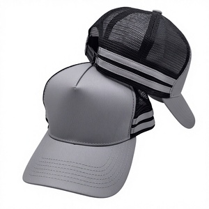 Gorra Trucker Personalizada con Malla Trasera Ajustable, Gorra de Béisbol con Cierre a Presión, con Logotipo, Transpirable, Informal, para Hombre y Mujer - Product Image 1