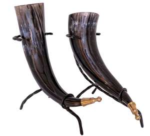 Vente en gros de cornes de viking sculptées, support de chopes à bière, barres de jantes en laiton durables avec un design d'ange élégant pour les hôtels et les fêtes - Product Image 1