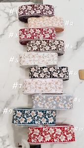 Bordado floral hecho a medida, formas de color dorado y bronce en diseños étnicos para varios propósitos en diferentes tamaños - Product Image 5