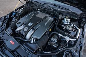 Mercedes-Benz E-63 S AMG Sedán 2014 - Product Image 5