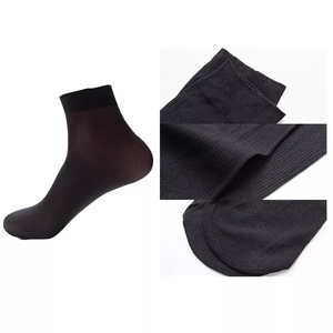 Chaussettes brodées athlétiques pour hommes - Product Image 2