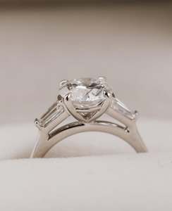 Pretty New Round Brilliant Cut vvs1 Anillos de diamantes cultivados en laboratorio en plata 925 10K 14K 18K Oro sólido - Product Image 2