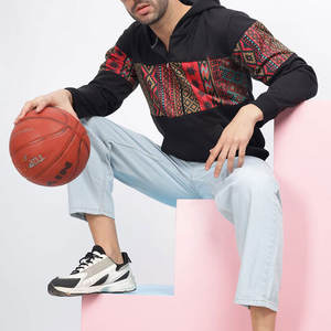 Sudadera con Capucha para Hombre, Estilo Urbano Relajado, Estampado Completo con Impacto Visual, Expresión Gráfica Audaz, Estampado de Goma, Textura Sólida - Product Image 4