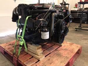 Motor Marino Usado de Grado Industrial Mer-Cr-ui-s-er 5.7 L 350 V8 322 HRS con 3 Años de Garantía Origen EE. UU. - Product Image 3