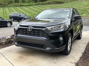 Toyota RAV4 XLE 2021 Usado en Buen Estado - Product Image 3