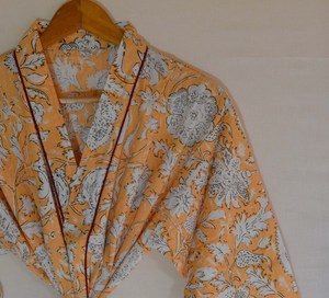 เสื้อแจ็กเก็ตพิมพ์ลายสำหรับทุกเพศพร้อมเข็มขัดชุดกิโมโนลายดอกไม้แขนยาวแฟชั่นใหม่ - Product Image 3