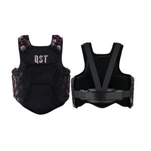 Protector de pecho de boxeo de cuero cómodo de alta calidad, logotipo personalizable, equipo de protección de entrenamiento de Color para MMA, Karate, Taekwondo - Product Image 1