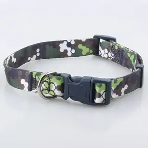 Collar personalizable de nailon y poliéster Woodland Camo para perro de la mejor calidad y duradero Breakaway varios tamaños accesorio de patrón impreso - Product Image 3