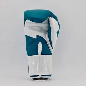 Nouveaux gants de boxe en cuir véritable respirants à lacets, personnalisés avec logo, pour compétition professionnelle, design personnalisé - Product Image 3