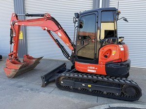 Motor Turbodiésel de 42.4 HP Bruto, Miniexcavadoras Kubota KX040-4 Usadas de 3 Toneladas en Venta - Product Image 1