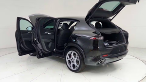 2024 Alfa Ro-meo Tonal Veloce 4dr SUV AWD 1.3L 4cyl Turbo essence/électrique plug-in hybride 6A - Product Image 2