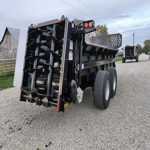 Remolques Esparcidores de Estiércol Meyers VB280 2025 en Venta a Precio Económico - Product Image 1