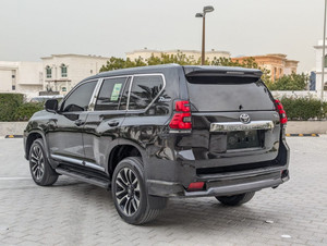 รถยนต์โตโยต้า TXL Prado SUV ปี 2018 มือสอง - Product Image 4
