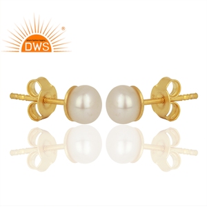 Boucles d'oreilles en argent Sterling plaqué or 18k, meilleure conception, clous en perles d'eau douce naturelles, fabricant de bijoux - Product Image 1