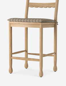 Silla de madera natural con respaldo ondulado y asiento estampado - Product Image 5