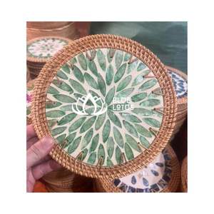 Posavasos de ratán con incrustaciones de nácar hecho en Vietnam producto más vendido con producto caliente 2024 hecho en Vietnam - Product Image 1