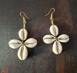 ต่างหูเปลือกหอยทำด้วยมือสไตล์ Boho ชายฝั่งทะเลสไตล์ชายหาดธรรมชาติน้ำหนักเบาออกแบบลายดอกไม้สำหรับผู้หญิงและเด็กผู้หญิง - Product Image 2