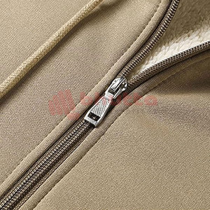 Sudadera con capucha de lana Sherpa personalizada con estampados personalizados Sudadera con capucha elegante y cálida para la moda de invierno Sudaderas con capucha de mezcla de algodón básicas - Product Image 4