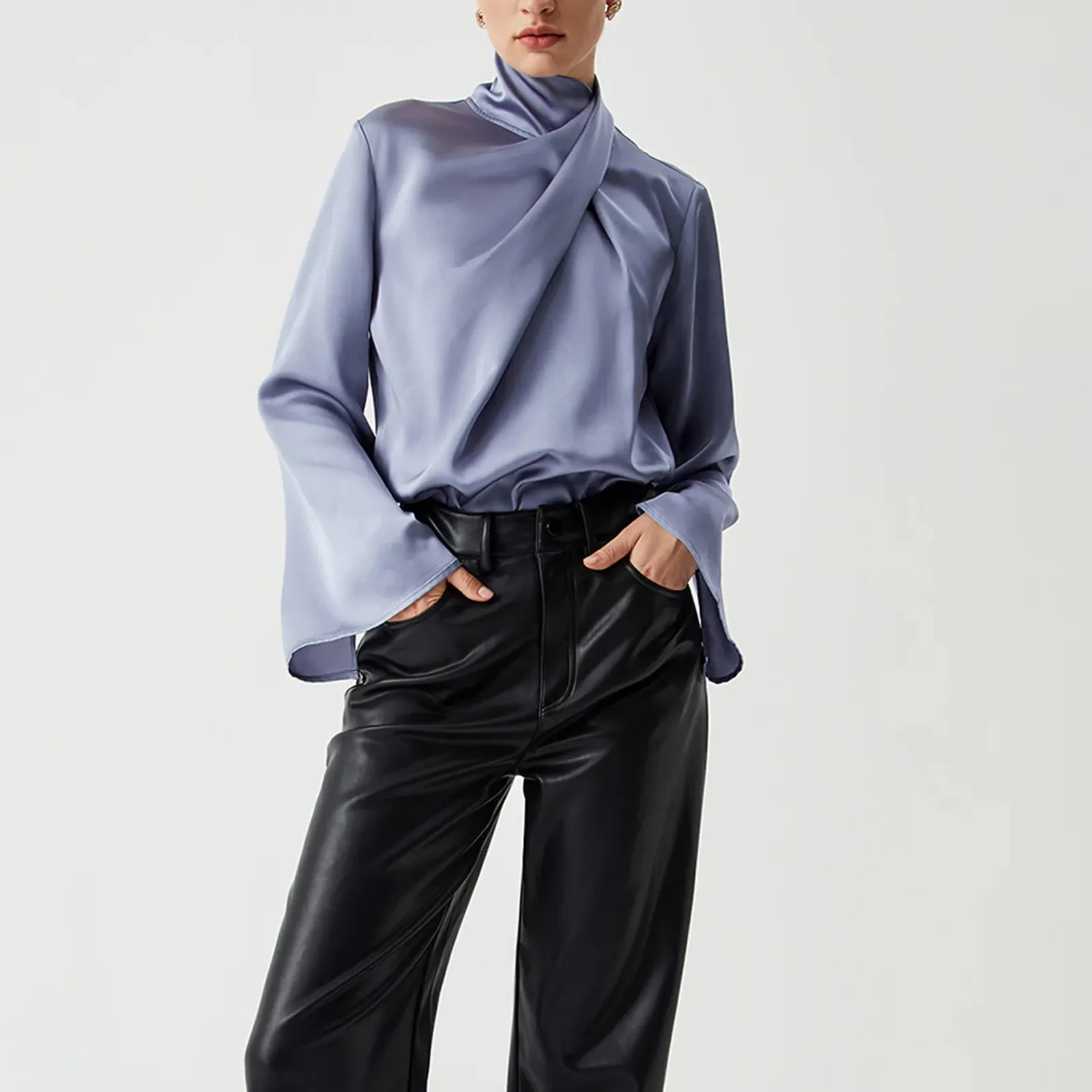 Di alta qualità Casual donna design 2024 plissettato a collo alto camicia di raso top personalizzati da donna