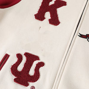 Blouson Bomber Alpha Psi Krimson & Cream, Varsity en molleton chenille avec lettres brodées, personnalisé pour la fraternité grecque, Printemps Psi - Product Image 3