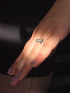 Anillo de Oro Amarillo Sólido de 14K y 18K con Diamante Cultivado en Laboratorio, Corte Corazón, Motivo de Lazo, Nudo Delicado, Joyería de Moda con Diseño Caprichoso - Product Image 6