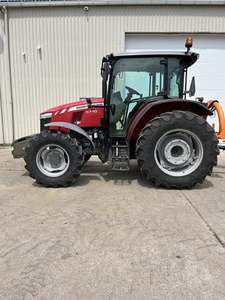 รถแทรกเตอร์ล้อยางมือสอง Massey Ferguson 4710 ปี 2022 ใช้งานมากกว่า 50,000 ชั่วโมง น้ำหนัก 100 กิโลกรัม - Product Image 5