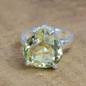 Bague en argent sterling avec quartz citron, pierre précieuse facettée en forme de poire, bijoux faits à la main, élégante bague en pierre précieuse, taille américaine 7 - Product Image 5