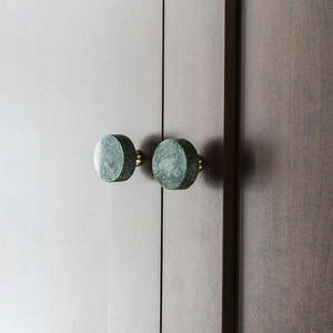 Boutons de tiroir décoratifs modernes et élégants en métal faits à la main, vente en gros, poignées de meuble de cuisine, poignées de commode, pour chambre, salle de bain, salon - Product Image 4