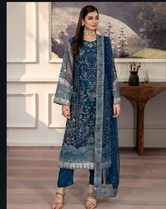 Ssumaira's Prêt-à-porter Vêtements pakistanais indiens Chemises en filet semi-cousues brodées Pantalon en soie brute teintée Agrémentée à la main - Product Image 3