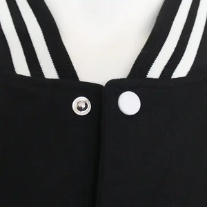 Blouson universitaire personnalisé pour homme à col montant et capuche, style Letterman, service OEM, imperméable et écologique - Product Image 4